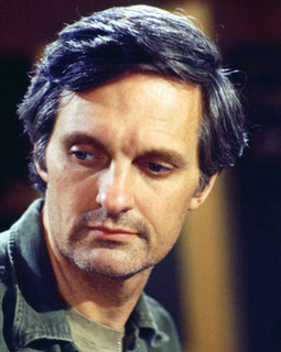alan-alda-mash.jpg